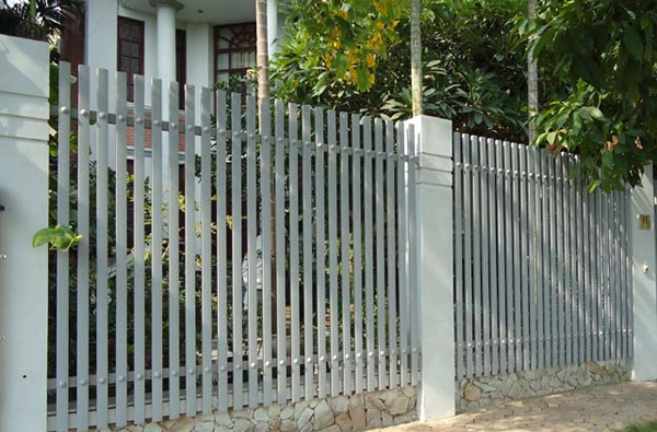 Gợi ý một số mẫu hàng rào đẹp và kiên cố cho nhà cấp 4 - Ảnh 20.